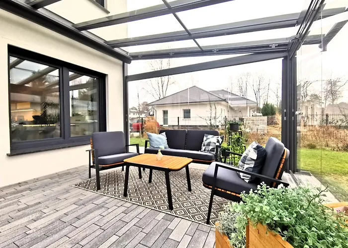 ヴィラ Bohnapartments Luxury Berlin - 210qm - Wintergarten - Kamin - 4 Kostenlose Parkplaetze - 6 Schlafzimmer - Neubau - Luxusausstattung *