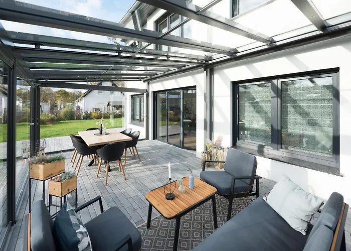 Bohnapartments Luxury Berlin - 210qm - Wintergarten - Kamin - 4 Kostenlose Parkplaetze - 6 Schlafzimmer - Neubau - Luxusausstattung ヴィラ